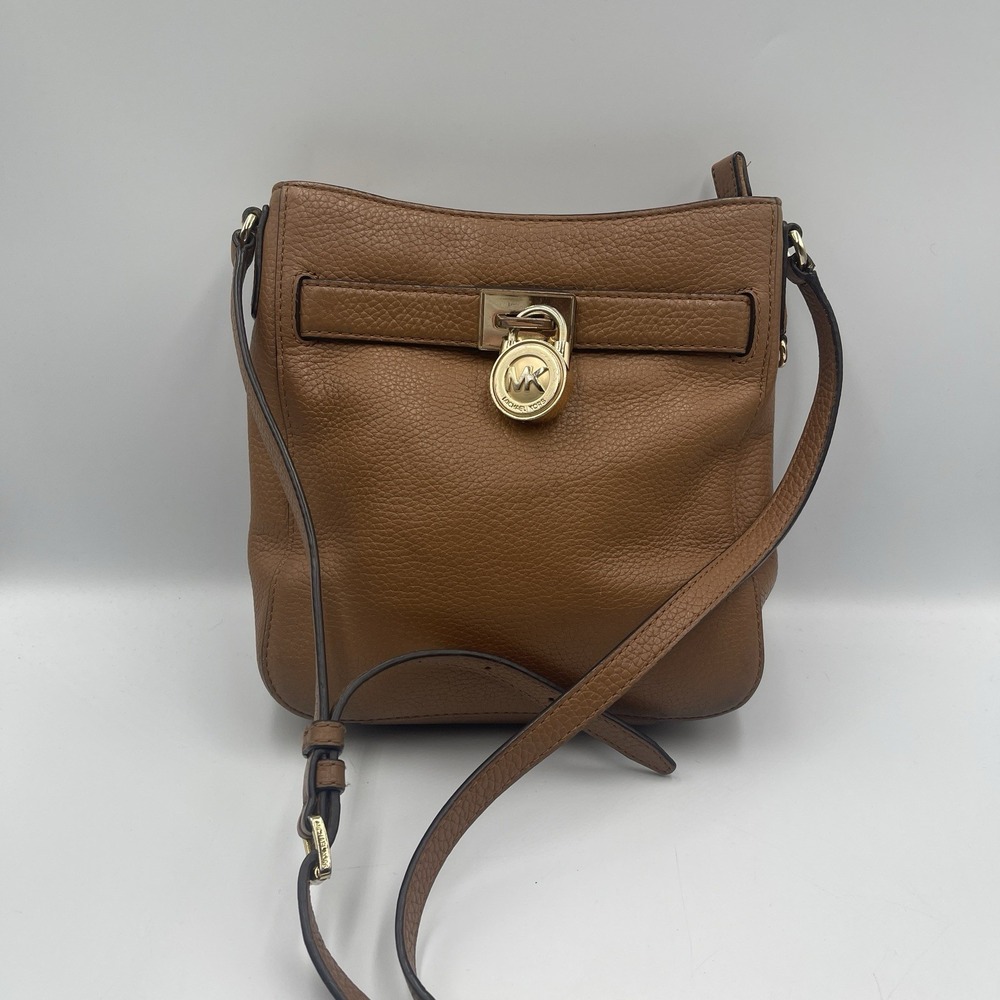 Authentic Michael Kors Hamilton Traveler Messenger Crossbody Purse Acorn Brown